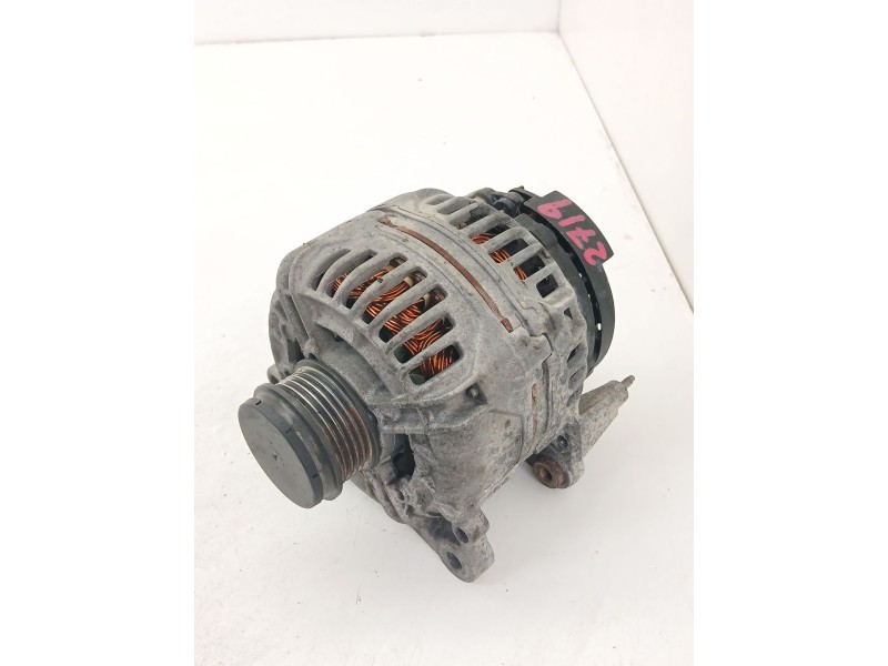 Recambio de alternador para audi a4 b5 (8d2) 1.9 tdi referencia OEM IAM 028903029B  