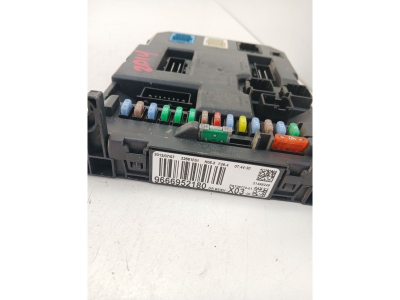 Recambio de caja reles / fusibles para citroën c3 ii (sc_) 1.1 i referencia OEM IAM 9666952180  