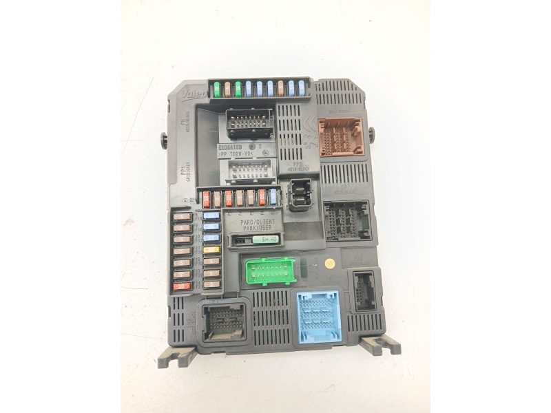 Recambio de caja reles / fusibles para peugeot 2008 i (cu_) 1.2 vti referencia OEM IAM 9807531680  
