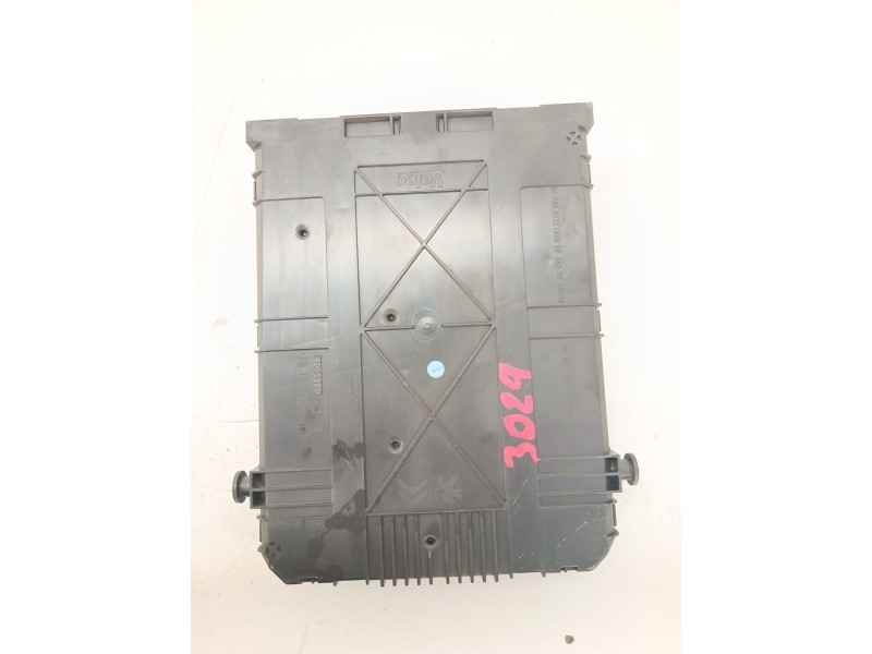 Recambio de caja reles / fusibles para peugeot 2008 i (cu_) 1.2 vti referencia OEM IAM 9807531680  
							