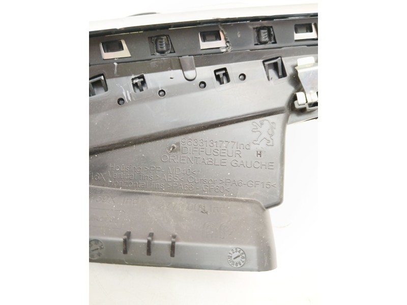 Recambio de rejilla aireadora para peugeot 2008 i (cu_) 1.2 vti referencia OEM IAM 9633131777  