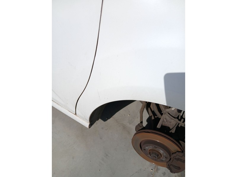 Recambio de aleta delantera derecha para citroën c3 ii (sc_) 1.2 vti 82 referencia OEM IAM   