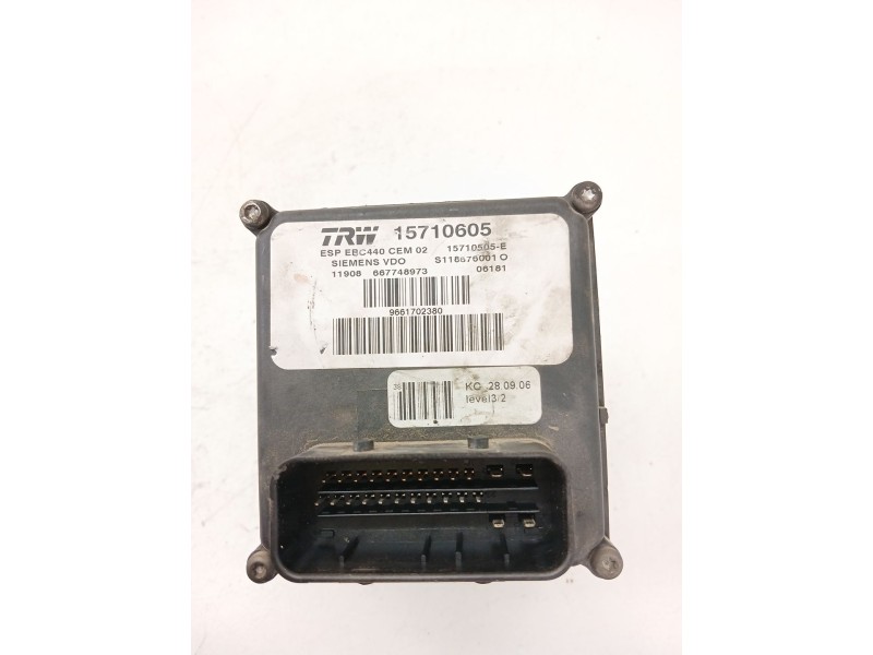 Recambio de abs para peugeot 407 (6d_) 2.0 hdi 135 (6drhrh, 6drhre, 6drhrg, 6drhrj) referencia OEM IAM 15710605  
							