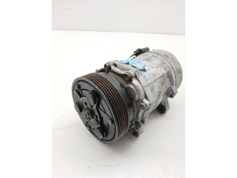 Recambio de compresor aire acondicionado para seat toledo ii (1m2) 1.6 16v referencia OEM IAM 1J0820803K  
							