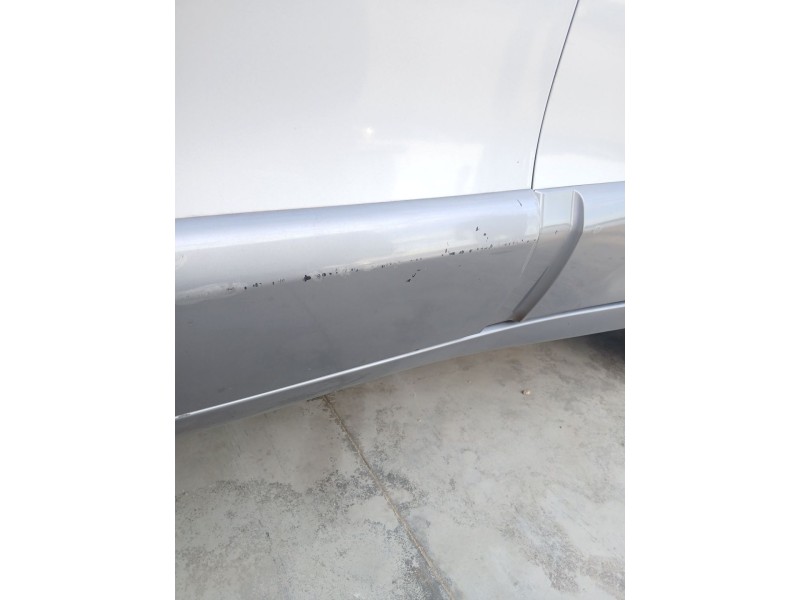 Recambio de puerta delantera izquierda para hyundai santa fé i (sm) 2.0 crdi 4x4 referencia OEM IAM   