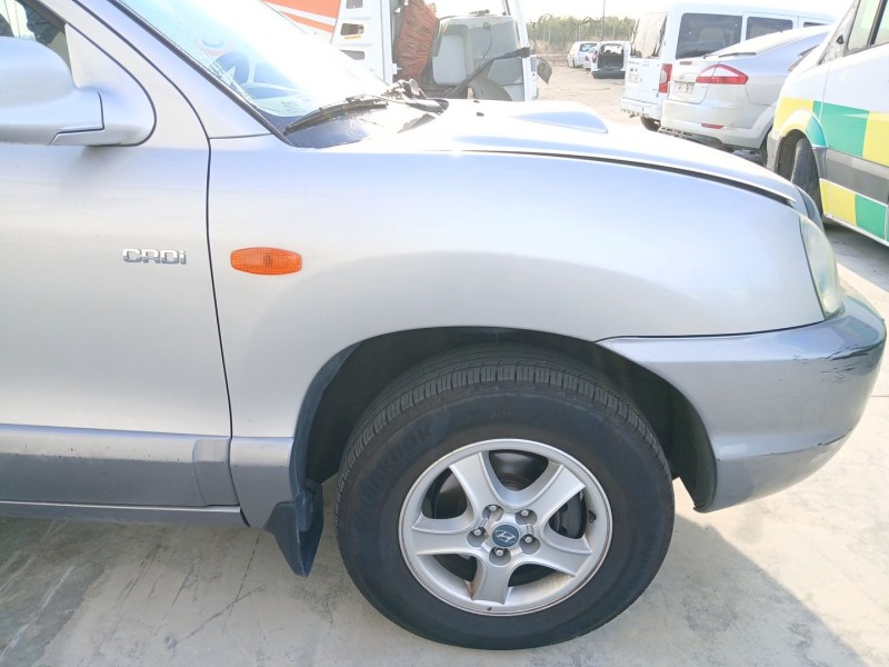 Recambio de aleta delantera derecha para hyundai santa fé i (sm) 2.0 crdi 4x4 referencia OEM IAM   