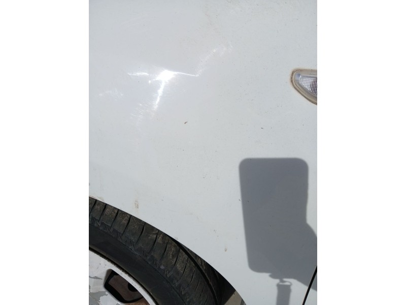 Recambio de aleta delantera izquierda para dacia sandero ii (b8_) 1.2 referencia OEM IAM   