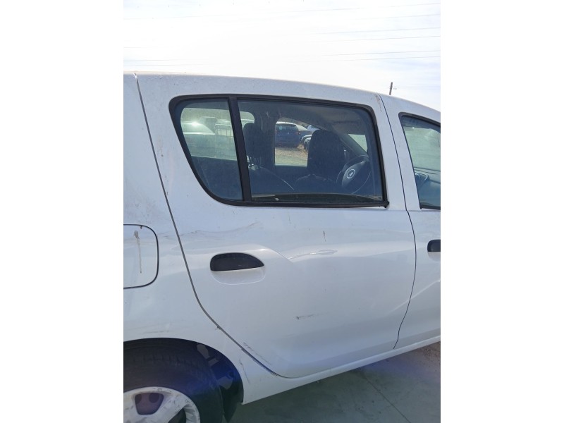 Recambio de puerta trasera derecha para dacia sandero ii (b8_) 1.2 referencia OEM IAM   