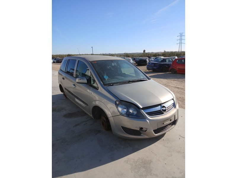 opel zafira / zafira family b (a05) del año 2010
							