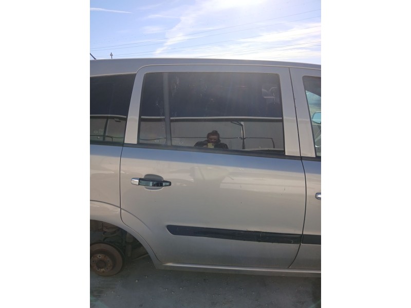 Recambio de puerta trasera derecha para opel zafira / zafira family b (a05) 1.6 (m75) referencia OEM IAM   