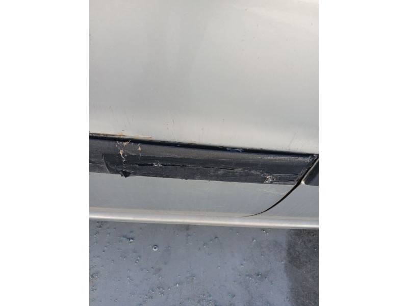 Recambio de puerta trasera derecha para opel zafira / zafira family b (a05) 1.6 (m75) referencia OEM IAM   
							