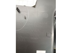 Recambio de guarnecido puerta trasera derecha para land rover range rover velar (l560) 2.0 d180 td4 4x4 referencia OEM IAM J8A22 2