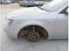 Recambio de aleta delantera izquierda para hyundai sonata v (nf) 2.0 crdi referencia OEM IAM   
