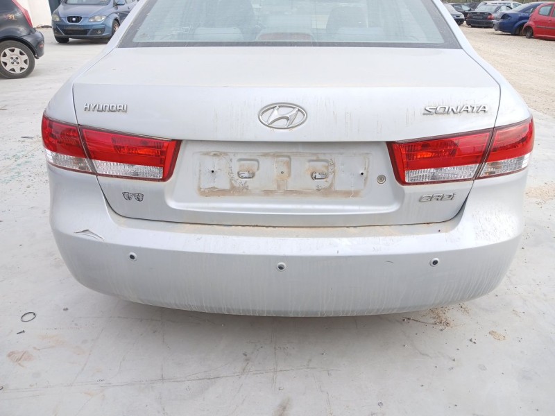 Recambio de paragolpes trasero para hyundai sonata v (nf) 2.0 crdi referencia OEM IAM   