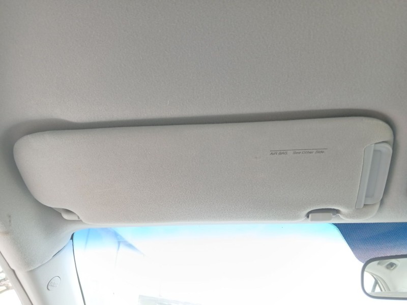 Recambio de parasol izquierdo para hyundai sonata v (nf) 2.0 crdi referencia OEM IAM   