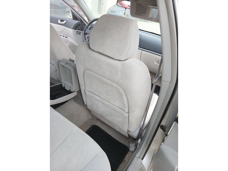 Recambio de asiento delantero derecho para hyundai sonata v (nf) 2.0 crdi referencia OEM IAM   