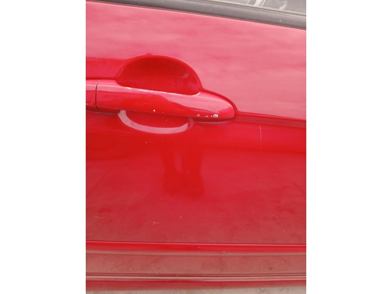 Recambio de puerta delantera derecha para kia cerato i hatchback (ld) 1.6 crdi referencia OEM IAM   
							