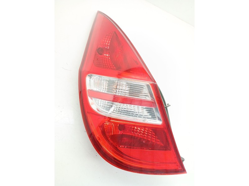 Recambio de piloto trasero izquierdo para hyundai i30 1.6 crdi 90 cv referencia OEM IAM 924012L0  