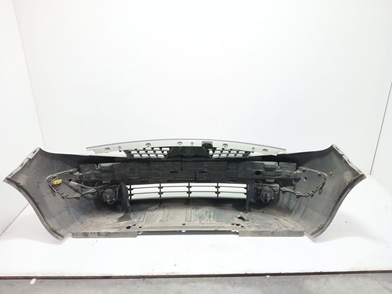 Recambio de paragolpes delantero para renault scénic ii (jm0/1_) 1.5 dci (jm1e, jm16) referencia OEM IAM   
							