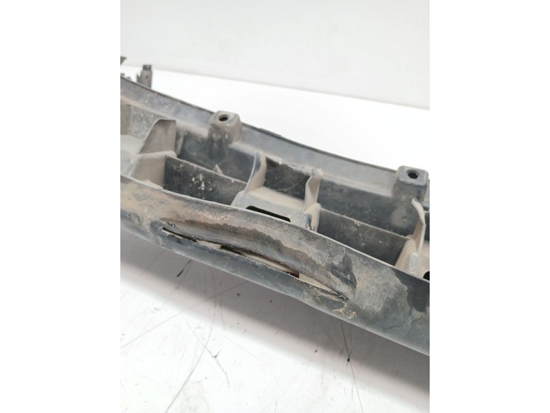 Recambio de paragolpes trasero para dacia logan express (fs_) 1.5 dci (fs0k) referencia OEM IAM   