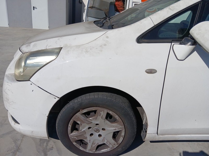 Recambio de aleta delantera izquierda para toyota verso (_r2_) 2.0 d-4d (aur20_) referencia OEM IAM   