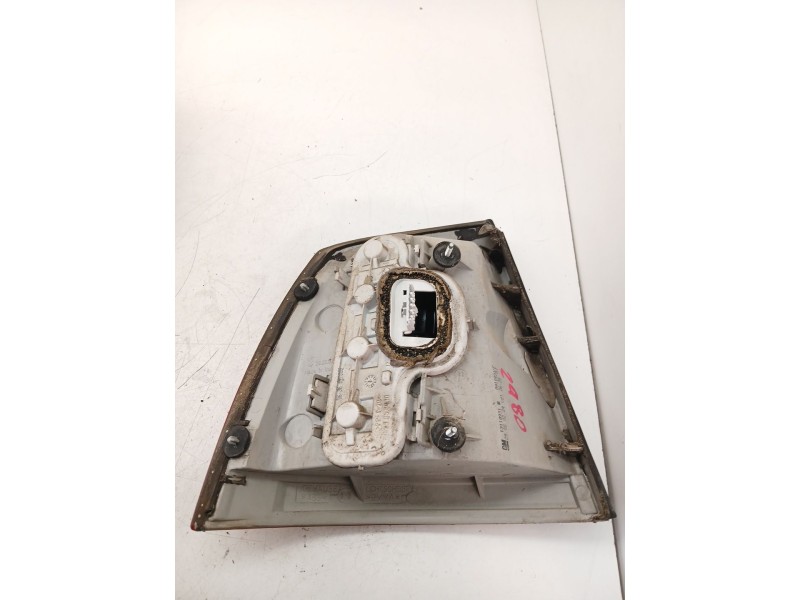 Recambio de piloto trasero izquierdo para opel astra g hatchback (t98) 1.6 (f08, f48) referencia OEM IAM 13110931  
							