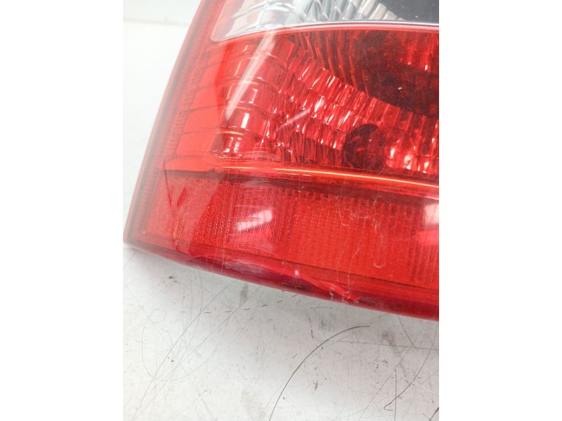 Recambio de piloto trasero derecho para opel astra g hatchback (t98) 1.6 (f08, f48) referencia OEM IAM 13110929  
							