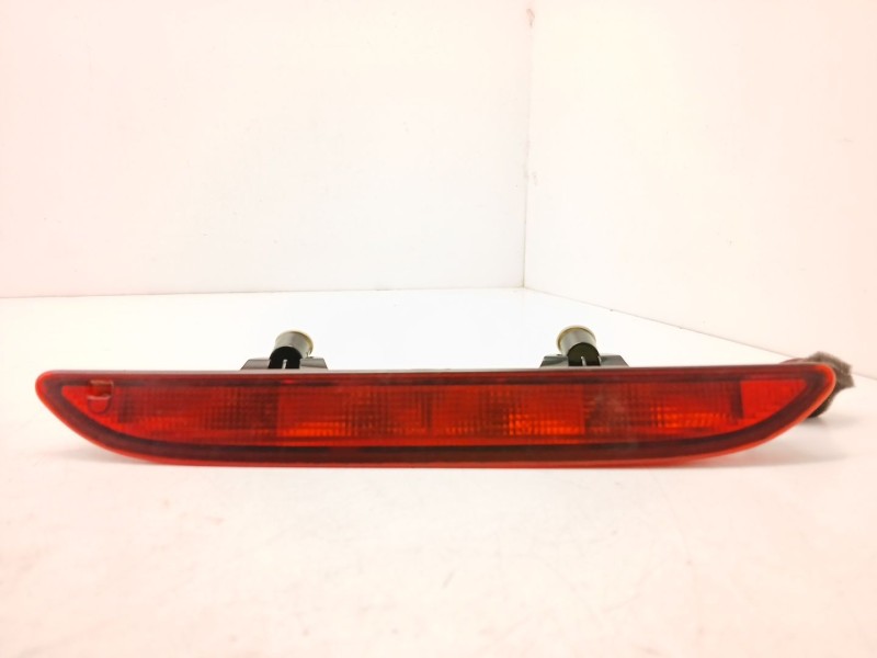 Recambio de luz central de freno para hyundai i20 active 1.0 tgdi cat referencia OEM IAM 92700C7010  