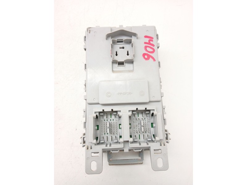 Recambio de caja reles / fusibles para hyundai i20 active 1.0 tgdi cat referencia OEM IAM 91955C8520  
							