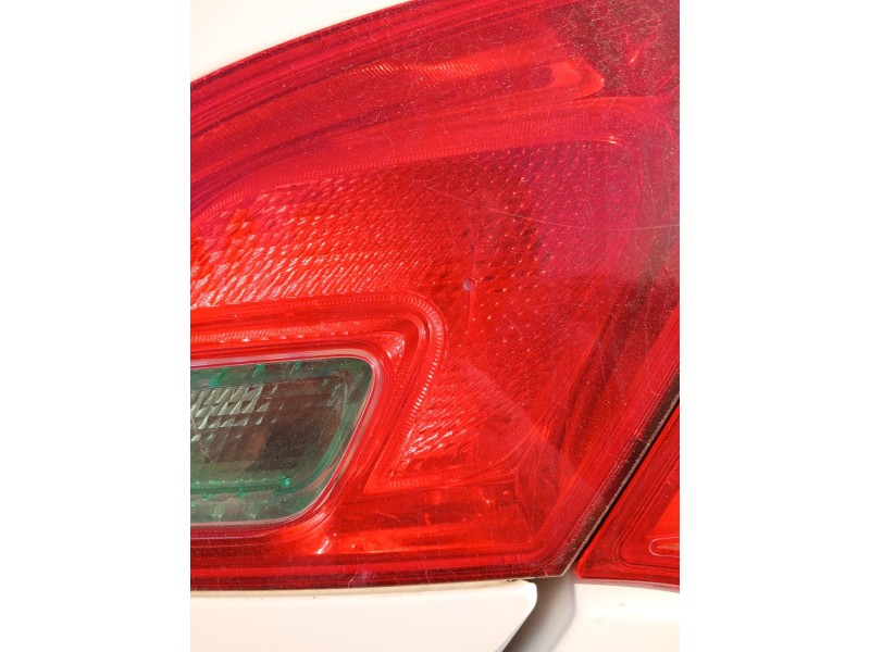 Recambio de piloto trasero derecho interior para opel astra j (p10) 1.6 (68) referencia OEM IAM   