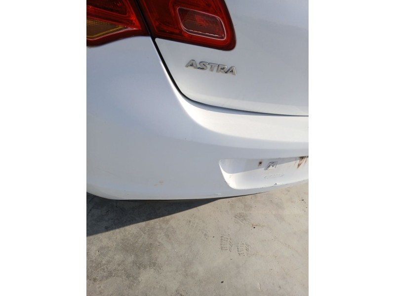 Recambio de paragolpes trasero para opel astra j (p10) 1.6 (68) referencia OEM IAM   
							