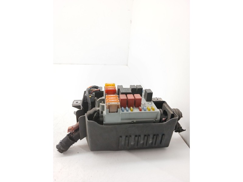 Recambio de caja reles / fusibles para alfa romeo 159 (939_) 1.9 jtdm 8v (939axe1b) referencia OEM IAM   
							
