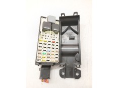 Recambio de caja reles / fusibles para land rover range rover velar (l560) 2.0 d180 td4 4x4 referencia OEM IAM GX7314A067EA  
