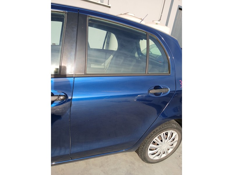 Recambio de puerta trasera izquierda para toyota yaris (_p1_) 1.4 d-4d (nlp10_) referencia OEM IAM   