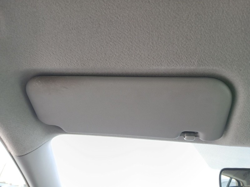 Recambio de parasol izquierdo para toyota yaris (_p1_) 1.4 d-4d (nlp10_) referencia OEM IAM   
