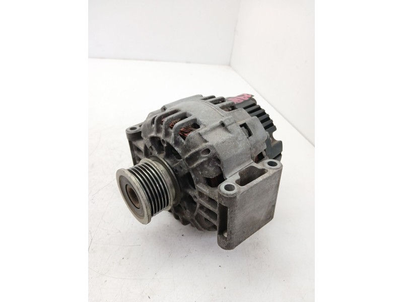 Recambio de alternador para audi a4 b6 (8e2) 2.0 referencia OEM IAM 06B903016AA  
							