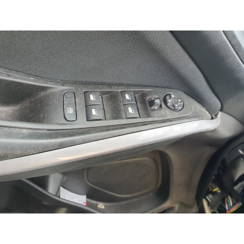 Recambio de mando elevalunas delantero izquierdo para opel grandland x 1.5 cdti dpf referencia OEM IAM   