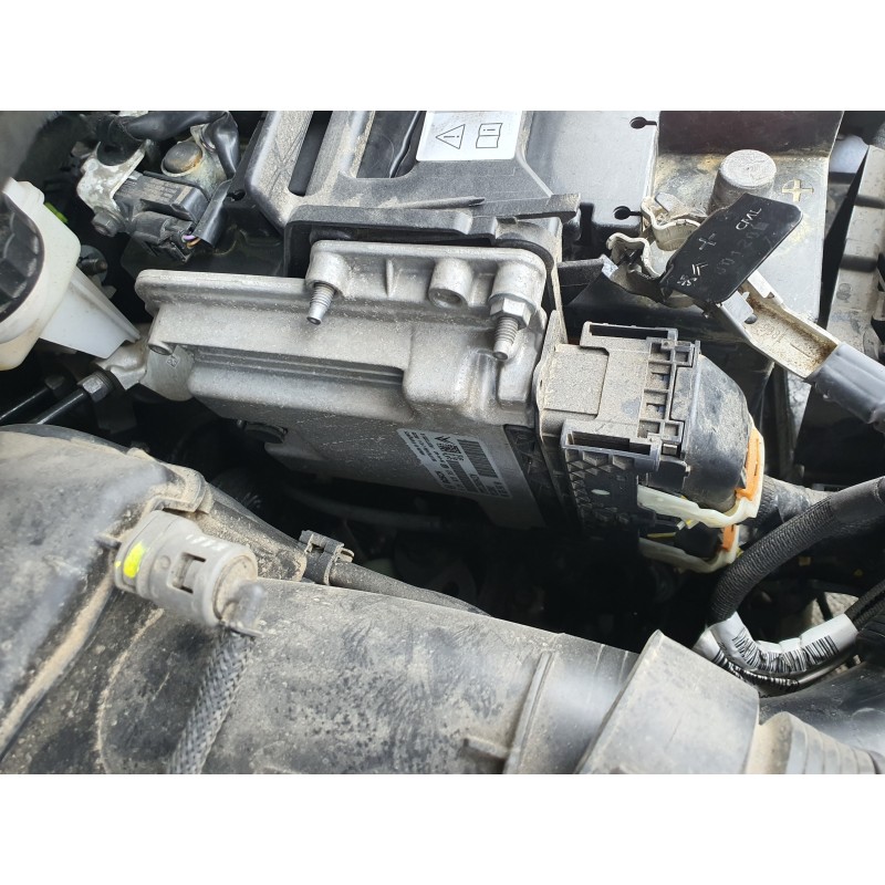 Recambio de centralita motor uce para opel grandland x 1.5 cdti dpf referencia OEM IAM 9818703480  