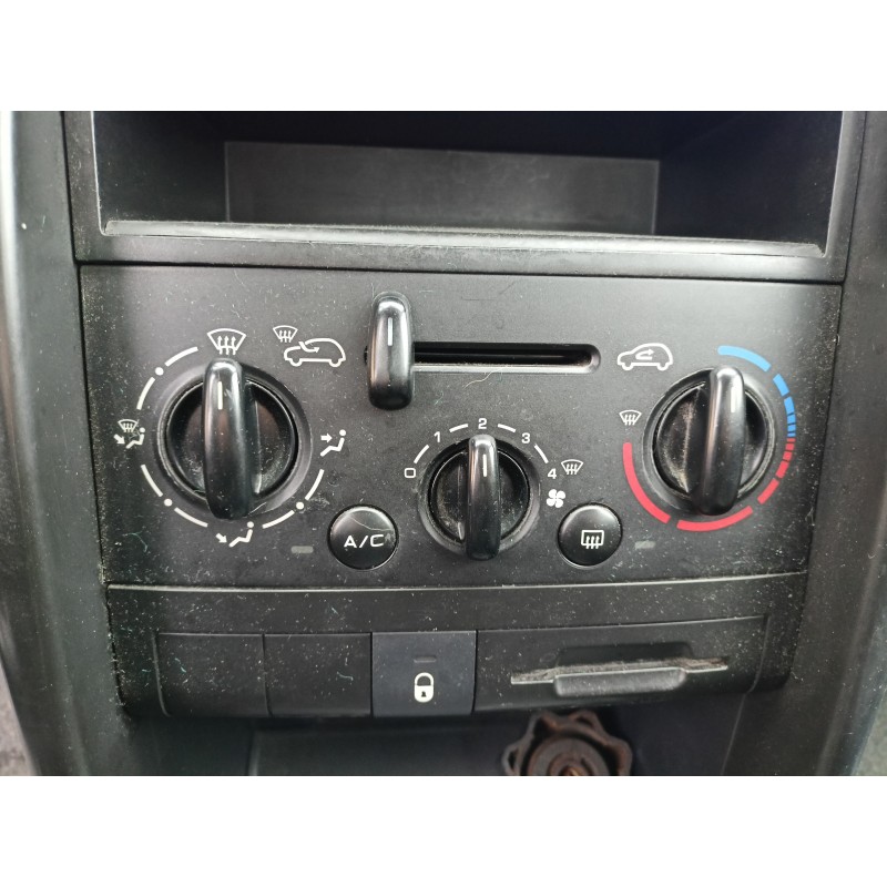 Recambio de mando calefaccion / aire acondicionado para peugeot 207 1.4 referencia OEM IAM   