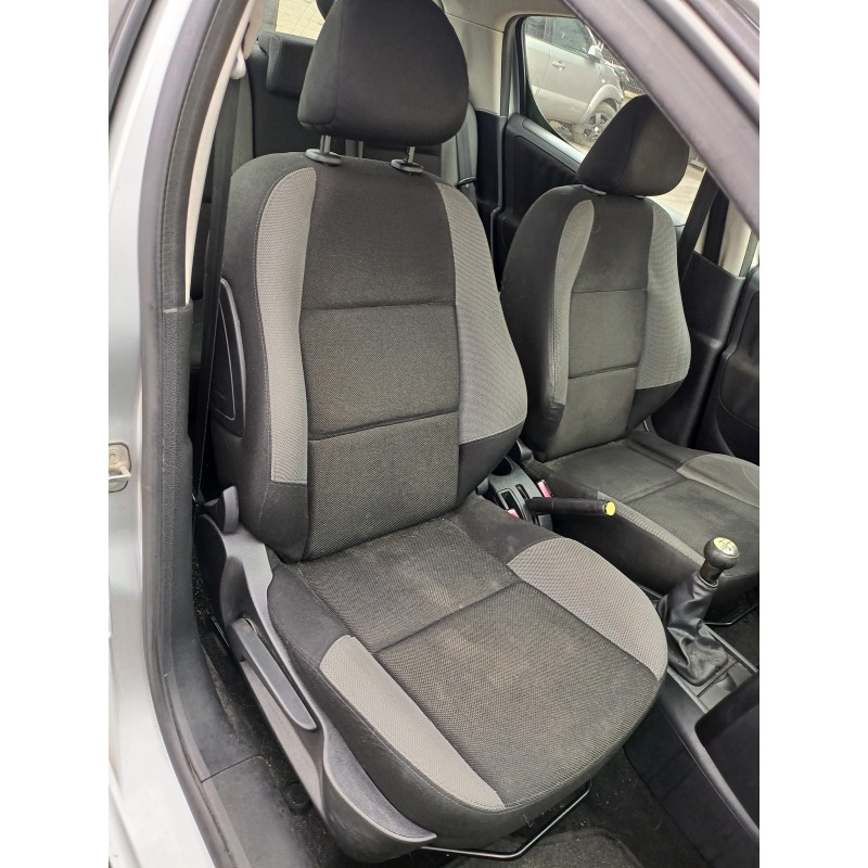 Recambio de asiento delantero derecho para peugeot 207 1.4 referencia OEM IAM   