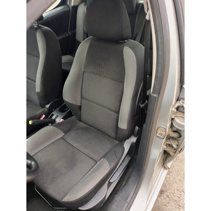 Recambio de asiento delantero izquierdo para peugeot 207 1.4 referencia OEM IAM   