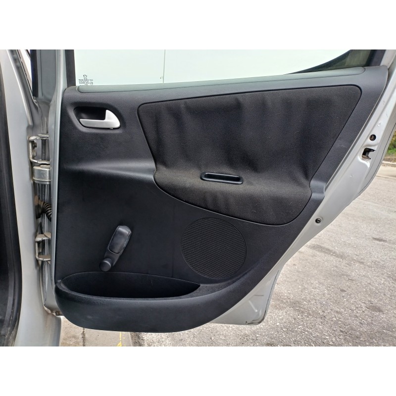 Recambio de guarnecido puerta trasera derecha para peugeot 207 1.4 referencia OEM IAM   