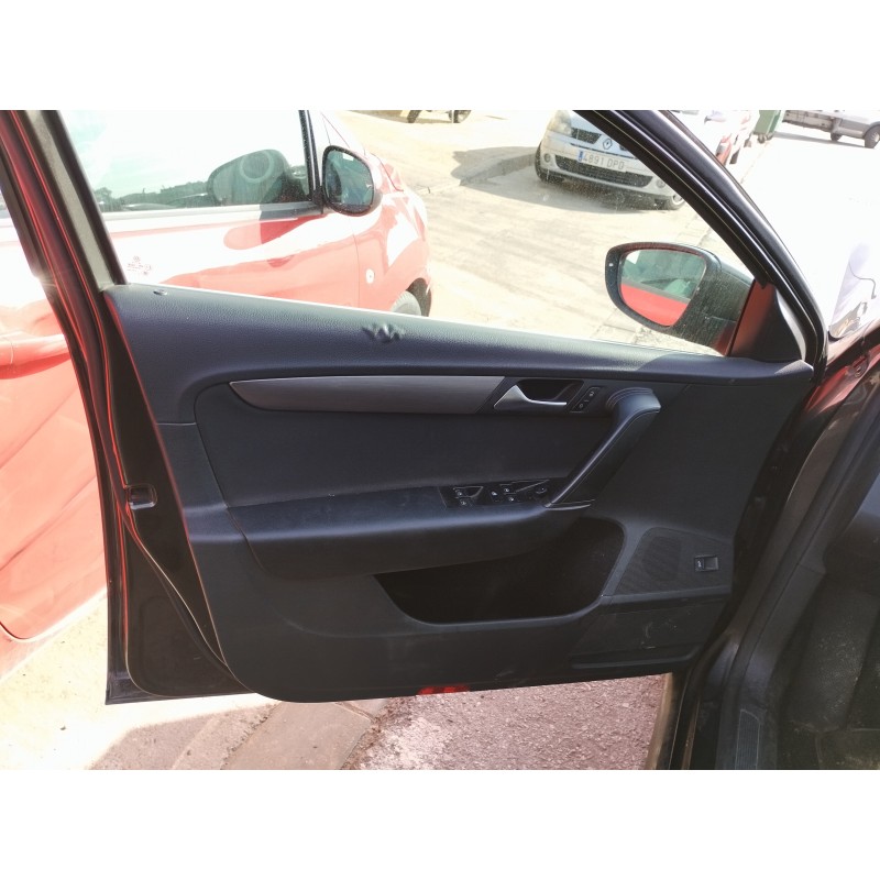 Recambio de guarnecido puerta delantera izquierda para volkswagen passat variant (365) 2.0 tdi referencia OEM IAM   