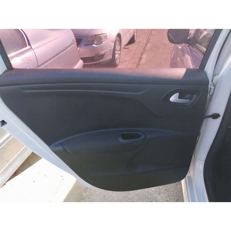 Recambio de guarnecido puerta trasera izquierda para citroen c-elysée 1.5 blue-hdi fap referencia OEM IAM   