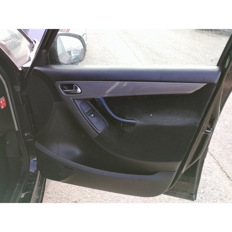 Recambio de guarnecido puerta delantera derecha para citroen c4 grand picasso exclusive referencia OEM IAM   