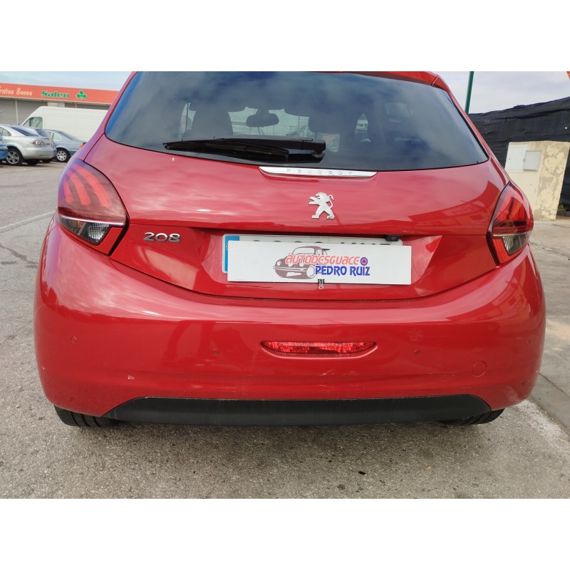 Recambio de paragolpes trasero para peugeot 208 style referencia OEM IAM   