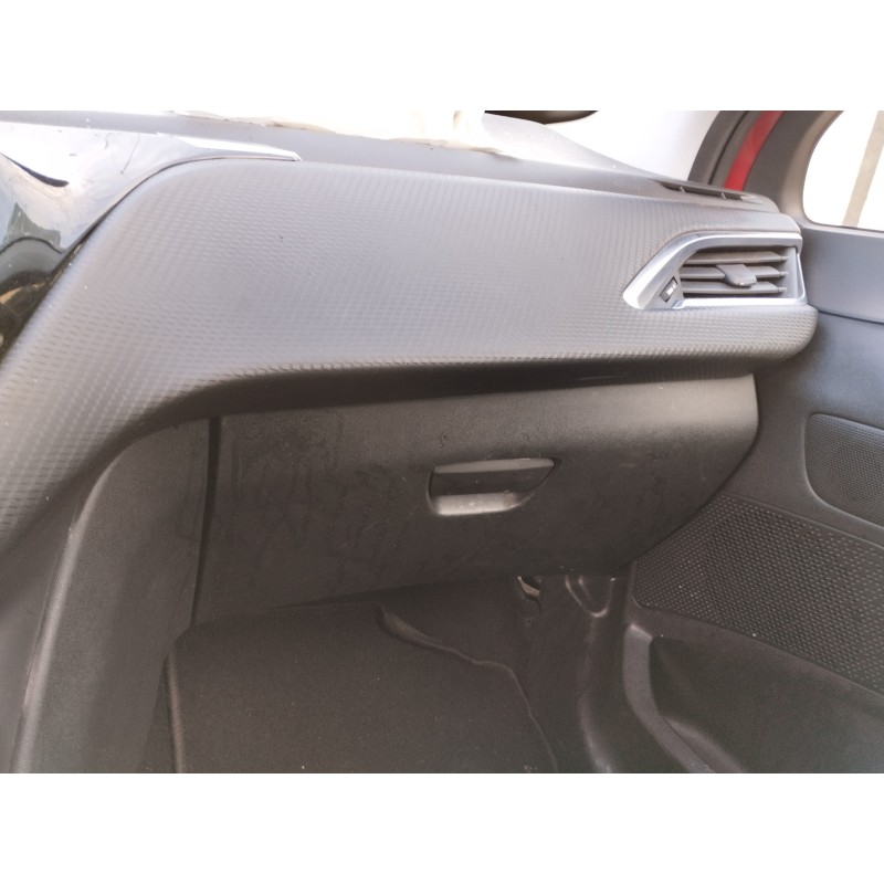 Recambio de guantera para peugeot 208 style referencia OEM IAM   