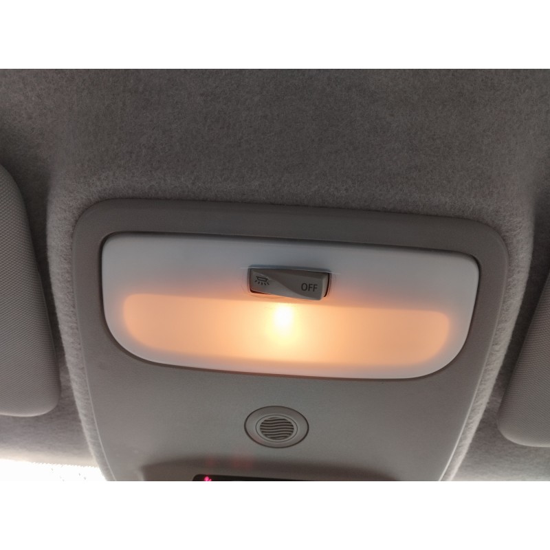 Recambio de luz interior para renault twingo iii limited referencia OEM IAM   