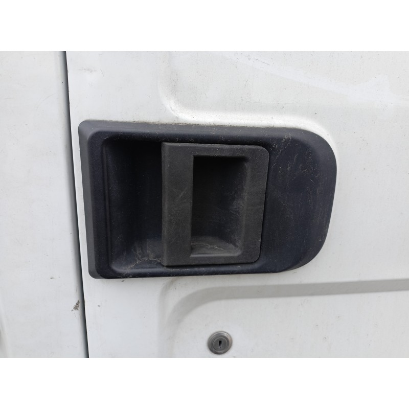 Recambio de maneta exterior porton para iveco daily furgón 2.3 diesel cat referencia OEM IAM   