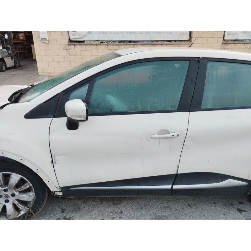 Recambio de puerta delantera izquierda para renault captur 1.5 dci diesel fap energy referencia OEM IAM   